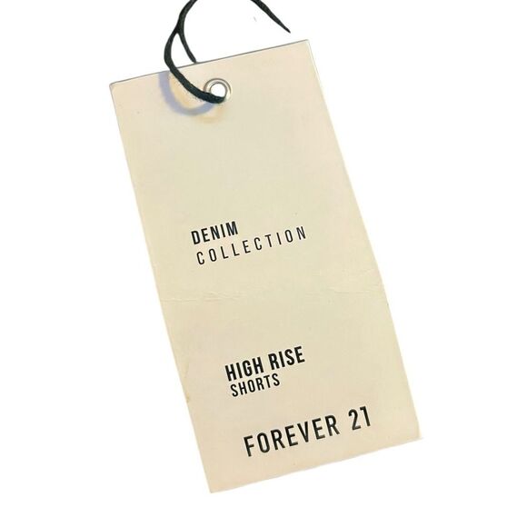 Forever 21 NWT shorts - Picture 7 of 7